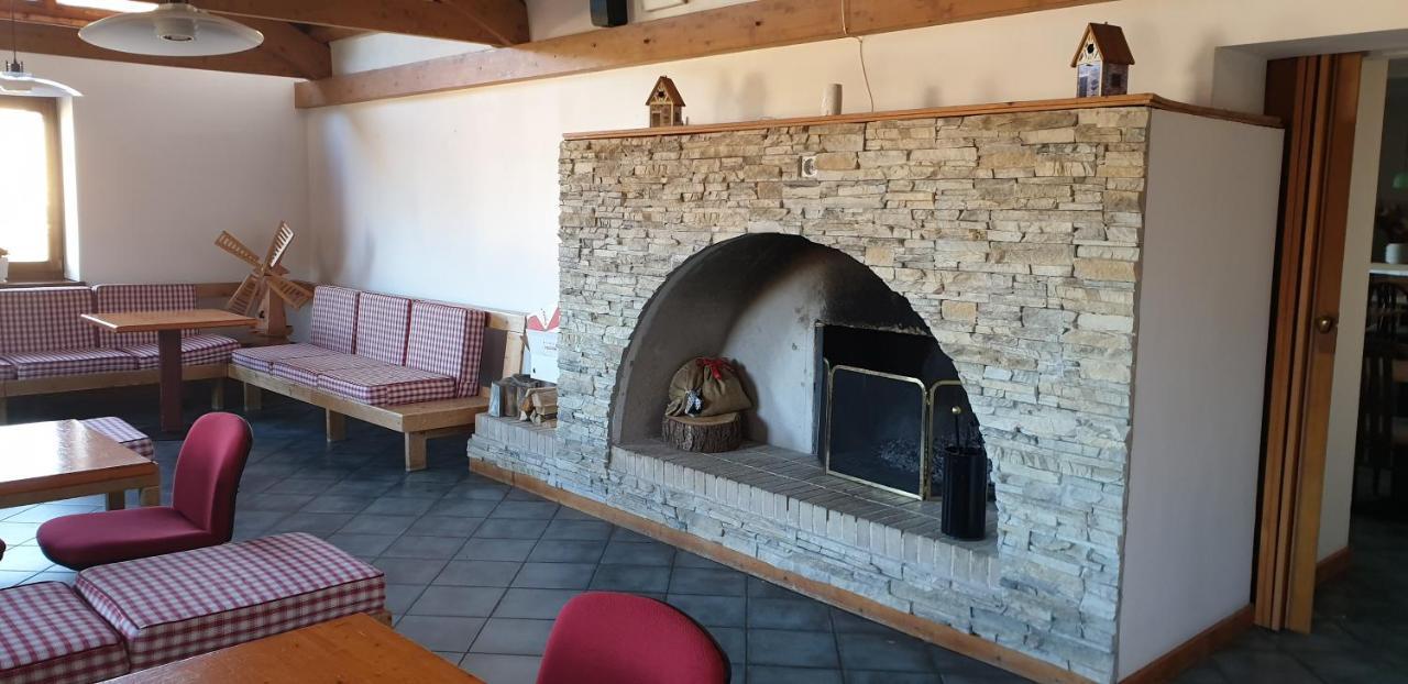 Hotel Martinella Фольгария Экстерьер фото